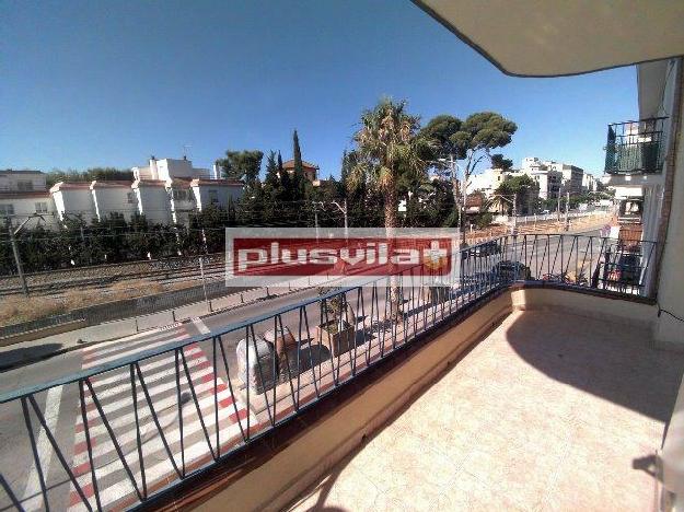 Piso en Sitges, zona del Poble Sec, próximo a Estación de RENFE y orientado al MAR