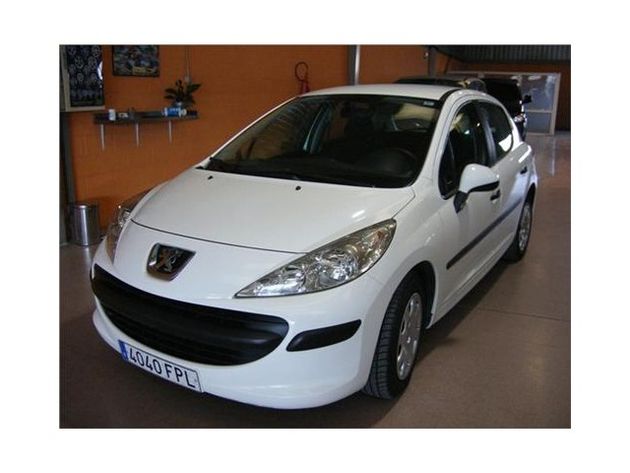 PEUGEOT 207 1.4 HDI URBAN