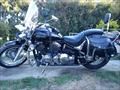 Recomendable Yamaha Drag Star 650 custom, hermoso y por supuesto negro