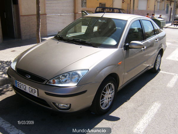 vendo ford focus ghia   1.6