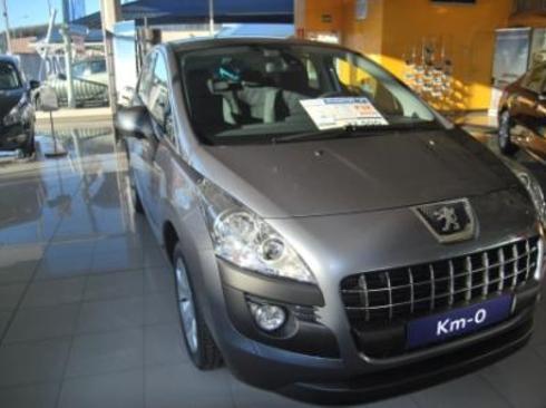 Peugeot 3008 PREMIUM HDI 150 CV. KM-0