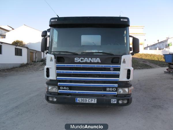 CAMIÓN CISTERNA - SCANIA