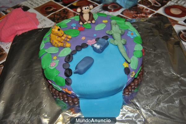 Tartas fondant, cupcakes y galletas personalizadas