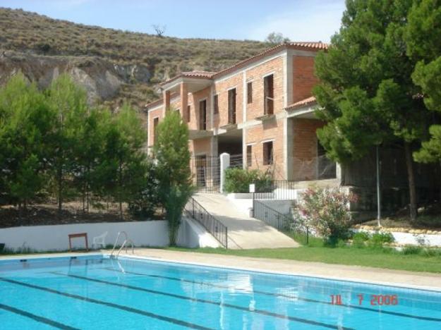 9b  , 9ba   in lubrin,  Costa de Almeria   - 149000  EUR