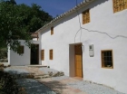 Chalet con 2 dormitorios se vende en Comares, Axarquia - mejor precio | unprecio.es