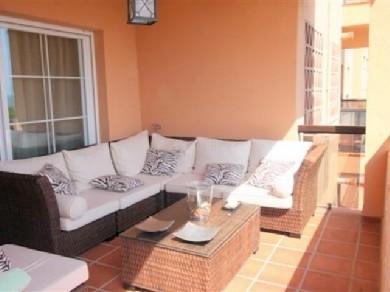 Apartamento con 3 dormitorios se vende en Marbella, Costa del Sol