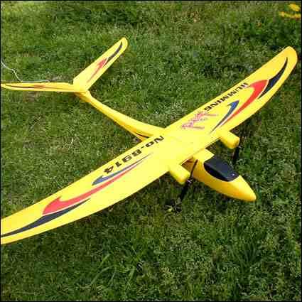 AVION RC HUMMINGBIRD 2 CANALES