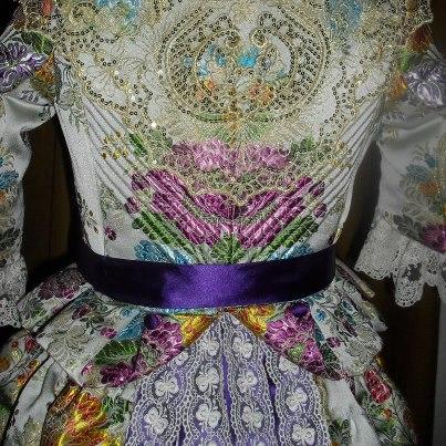 Confecciono a medida trajes de valenciana