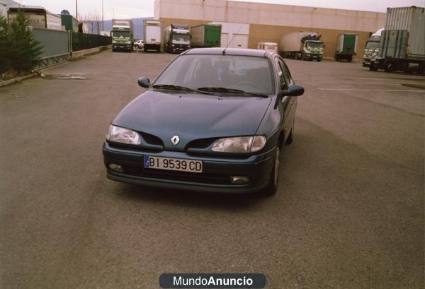 Se vende Renault Megane Classic 1900