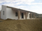Chalet con 2 dormitorios se vende en Alora - mejor precio | unprecio.es