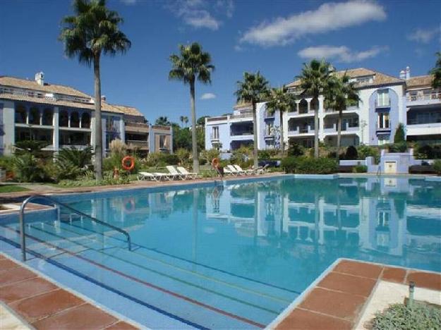 Apartamento a la venta en Casares Playa Costa del Sol