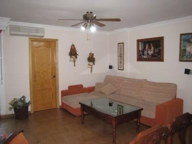 Apartamento con 3 dormitorios se vende en Estepona, Costa del Sol