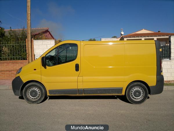 VENDO FURGON OPEL VIVARO 1900 CDTI