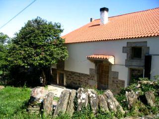 3b  , 3ba   in Soutelo De Montes,  Galicia   - 180000  EUR