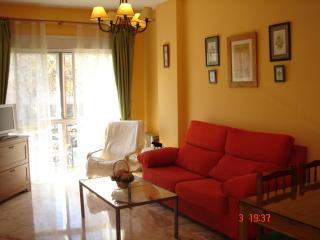 Apartamento : 3/5 personas - piscina - sevilla  sevilla (provincia de)  andalucia  espana