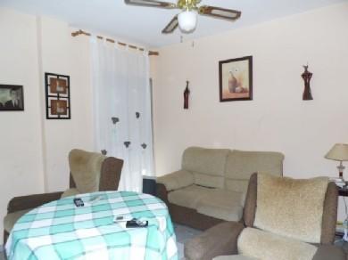 Apartamento con 3 dormitorios se vende en Marbella, Costa del Sol