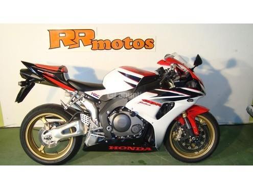 HONDA CBR 1000RR