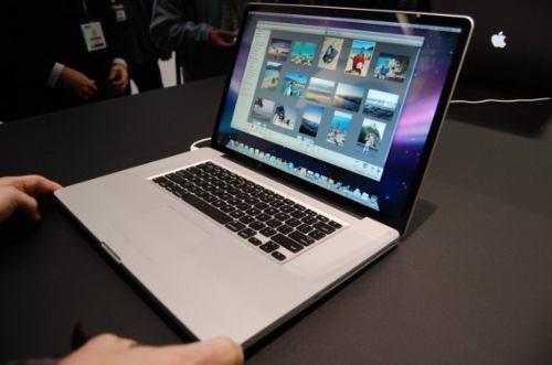 Macbook Pro 17´´ Con Programas Para Modelado 3d.