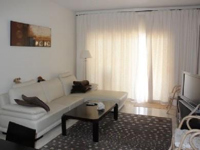 Apartamento con 2 dormitorios se vende en Marbella, Costa del Sol