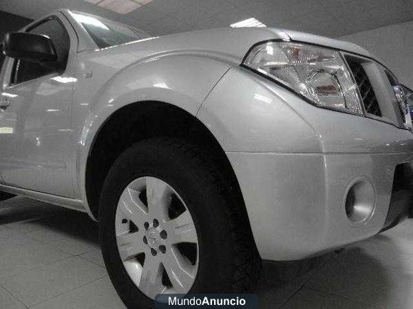 Nissan Pathfinder 2.5dCi XE 5pl.