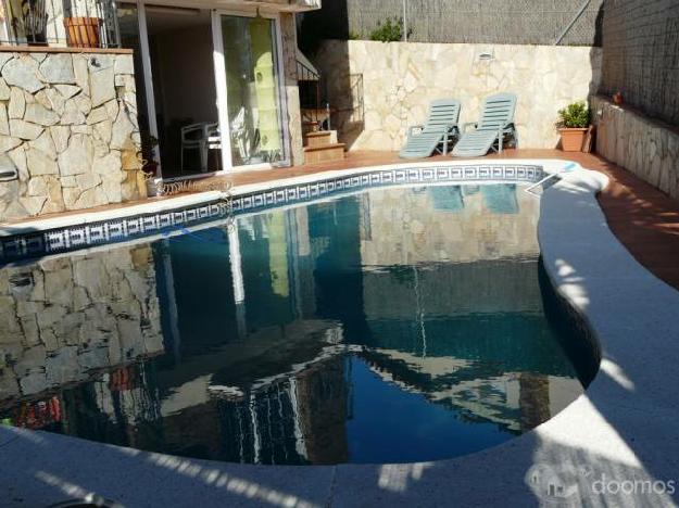 Casa con piscina privada, a 200 metros playa