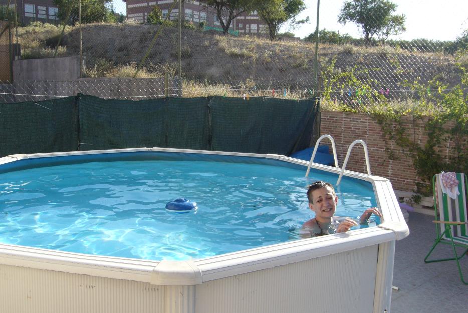 Se alquila habitación