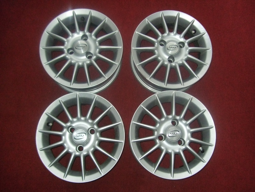 Llantas  3 tres tornillos, aleacion, para ax, saxo, peugeot 106..13 pulgadas.