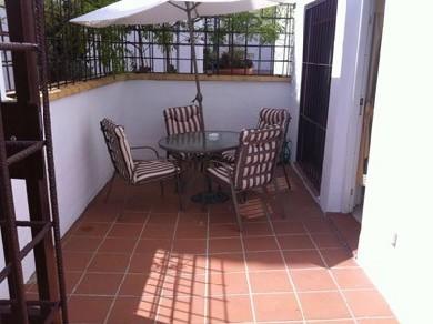 Apartamento con 2 dormitorios se vende en Marbella, Costa del Sol