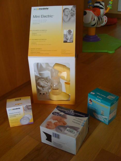Extractor de leche materna de marca Medela muy poco uso, con caja y todos los acesorios.