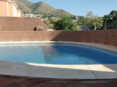 Adosado con 3 dormitorios se vende en Fuengirola, Costa del Sol