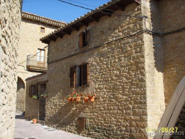 CASA EN ARTARIAIN DE PIEDRA 2 PLANTAS. CERCA DE PAMPLONA. TODO NUEVO. A ESTRENAR.