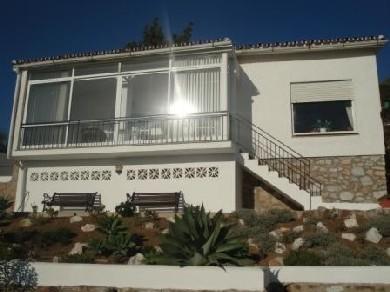 Chalet con 2 dormitorios se vende en Fuengirola, Costa del Sol