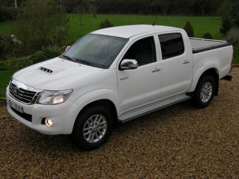 Toyota hilux 3 iii doble cab 4wd 3.0 d -4d invencible bva