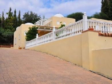 Chalet con 5 dormitorios se vende en Mijas Costa, Costa del Sol