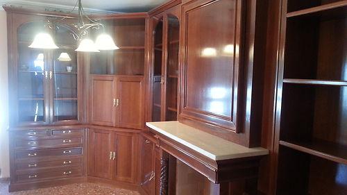 Mueble salón madera maciza 4.70x120 haciendo esquina