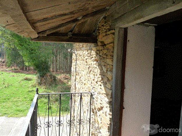 Casa de piedra en Ponte Segade