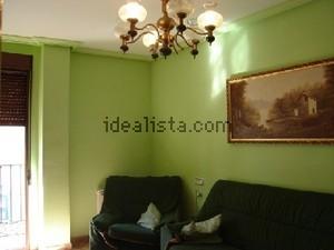 Se vende piso con local