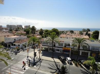 Apartamento con 3 dormitorios se vende en Benalmadena Costa, Costa del Sol