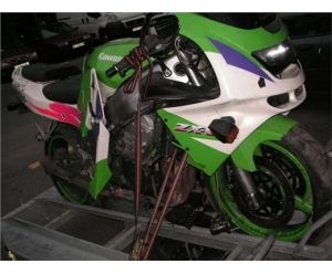 Kawasaki ZX6 R año 96 por piezas