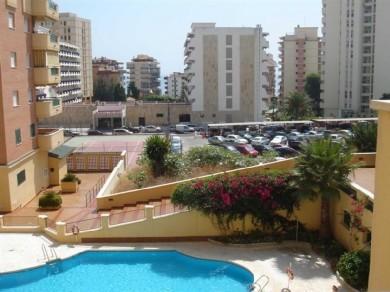 Apartamento con 2 dormitorios se vende en Fuengirola, Costa del Sol