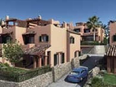 Chalet con 3 dormitorios se vende en Estepona, Costa del Sol