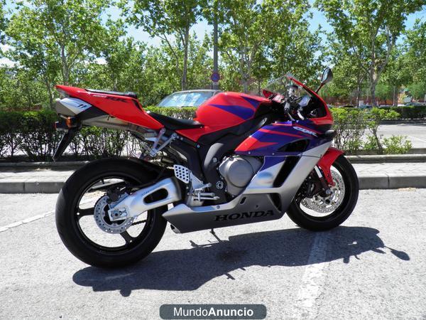 HONDA CBR 1000 RR