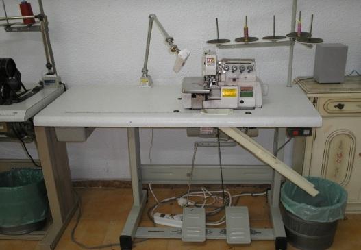 Maquina industrial de coser textil