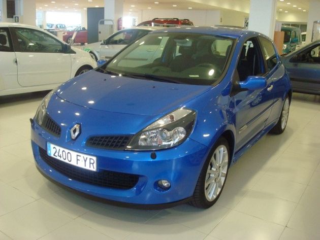 RENAULT Clio 2.0 Renault Sport