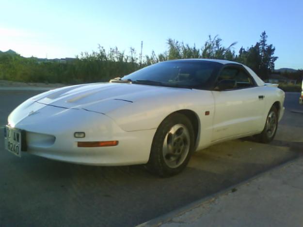 Se vende pontiac firebird 3.4 v6i 148cv del año 94