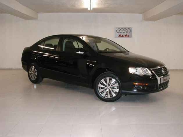BMW SERIE 5 520D