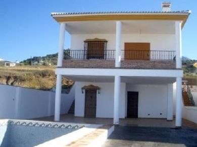 Chalet con 5 dormitorios se vende en Vinuela, Axarquia