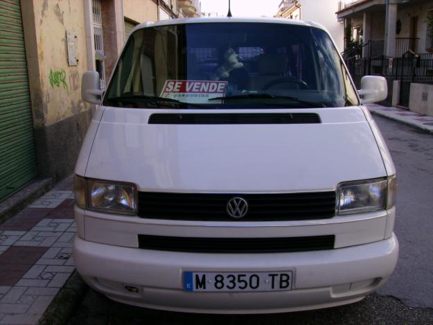 vendo mi vw transporter 2.400D 5 PLAZA