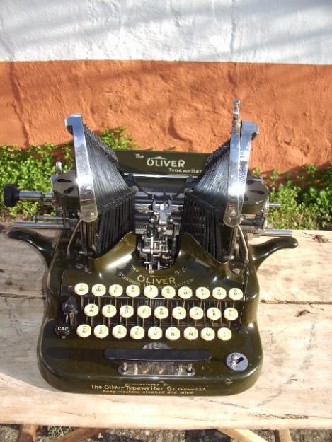 Maquinas de escribir antiguas de coleccion y muy raras.