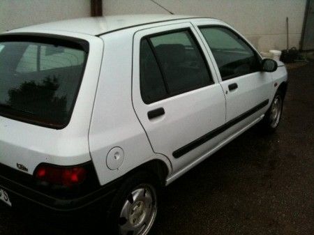 RENAULT CLIO 1.4 S 5 PUERTAS - Lugo